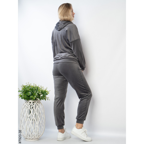 7920-38 Спортивний костюм жіночий велюр напівбатал (3 од: 48,50,52)