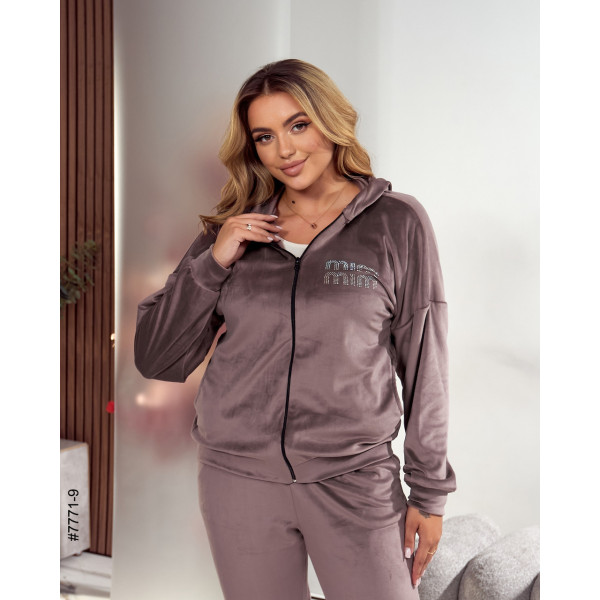 7771-9 Спортивний костюм жіночий велюр напівбатал (3 од: 48,50,52)