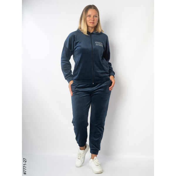 7771-27 Спортивний костюм жіночий велюр напівбатал (3 од: 48,50,52)