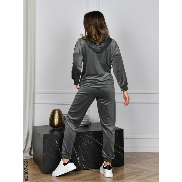 0507-32 Спортивний костюм жіночий на блискавці велюр норма (3 од: 42,44,46)