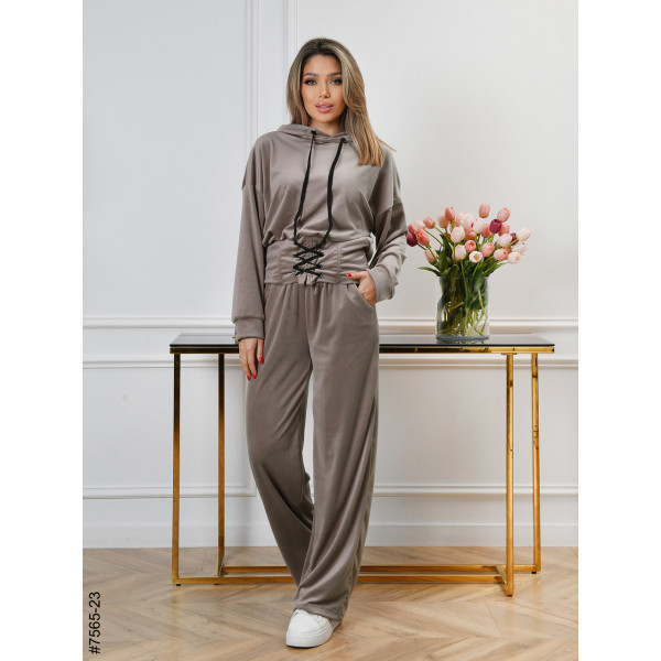 7565-23 Спортивний костюм жіночий велюр норма (4 од: 44,46,48,50)