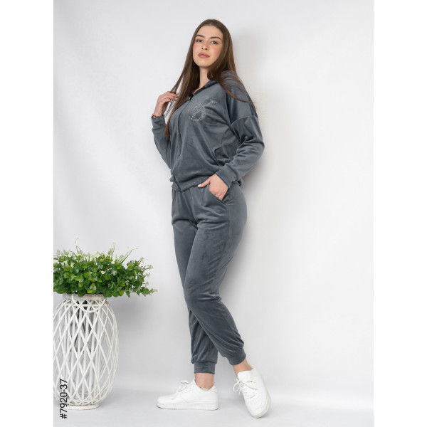 7920-37 Спортивний костюм жіночий велюр напівбатал (3 од: 48,50,52)