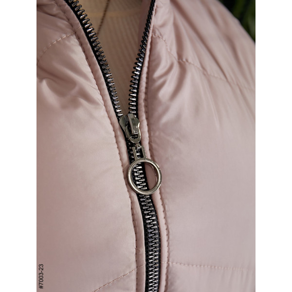 7003-23 Жилетка жіноча на холофайбері батал (3 од: 54,56,58)