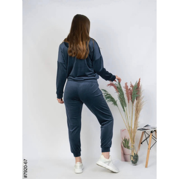 7920-67 Спортивний костюм жіночий велюр напівбатал (3 од: 48,50,52)