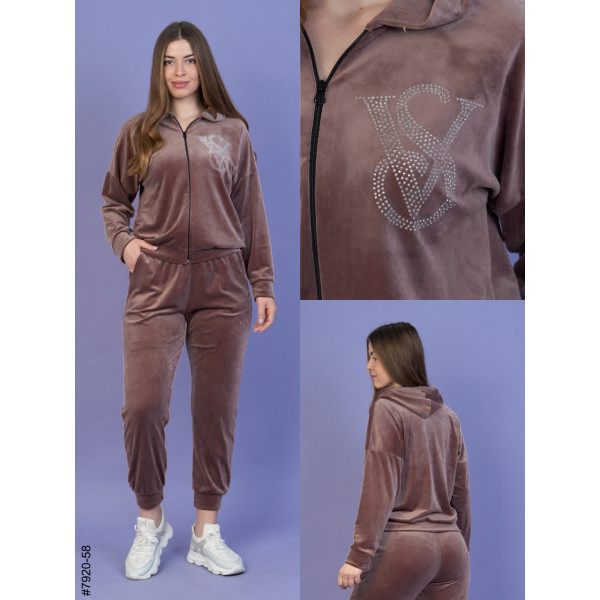 7920-58 Жіночий спортивний костюм велюр напівбатал (3 од: 48,50,52)