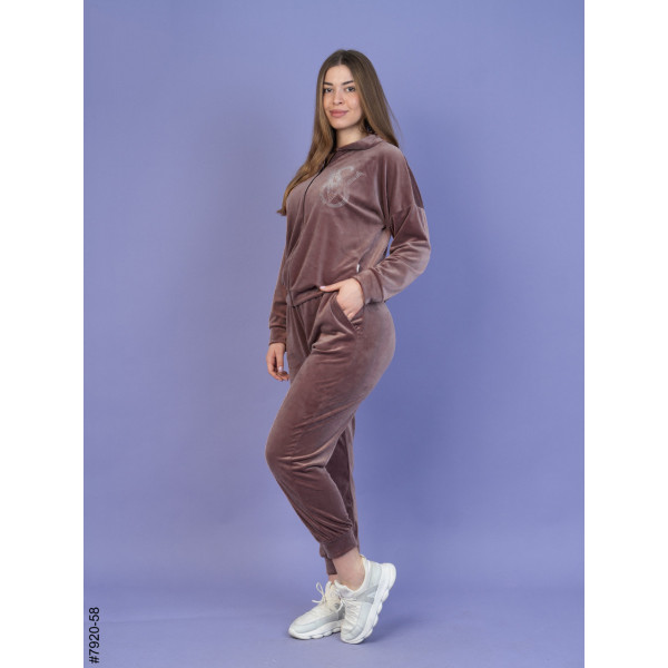 7920-58 Жіночий спортивний костюм велюр напівбатал (3 од: 48,50,52)