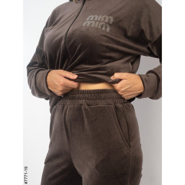 7771-19 Спортивний костюм жіночий велюр напівбатал (3 од: 48,50,52)