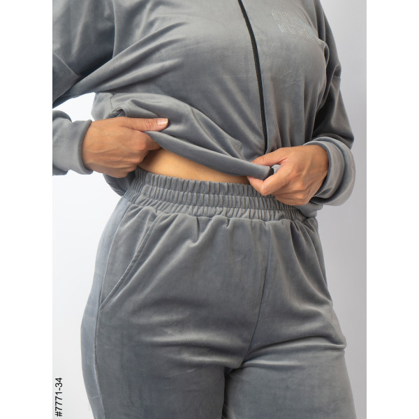 7771-34 Спортивний костюм жіночий велюр напівбатал (3 од: 48,50,52)