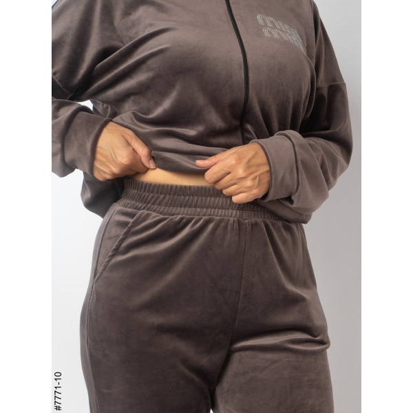 7771-10 Спортивний костюм жіночий велюр напівбатал (3 од: 48,50,52)