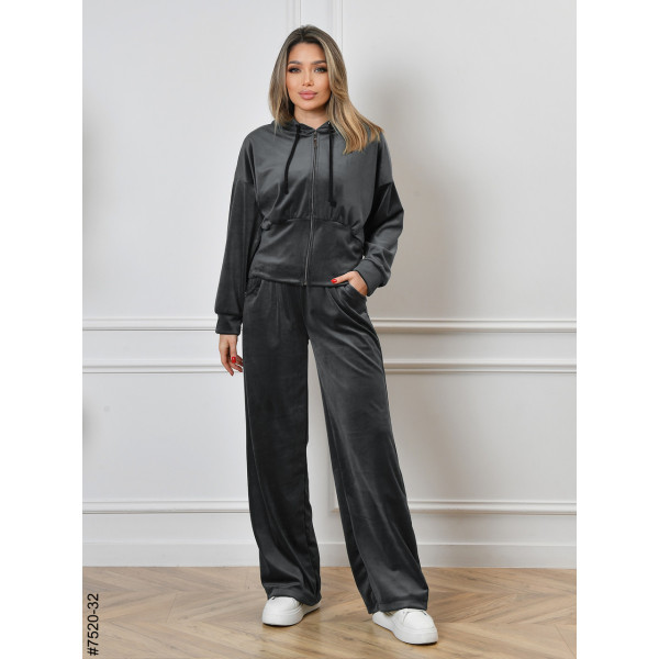 7520-32 Спортивний костюм жіночий на блискавці велюр норма (4 од: 44,46,48,50)
