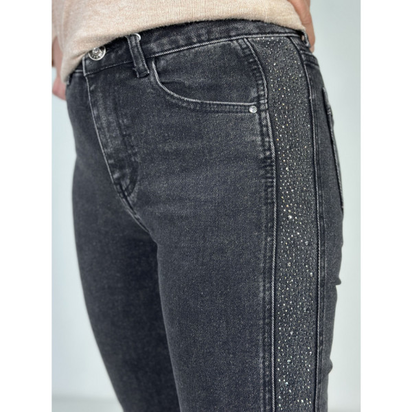 7013 * сірі жіночі джинси (стрейчові, 6 од. розміри норма: 26. 27. 28. 29. 30. 31) видача наступного дня