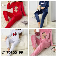 70300-99* вибір моделі жіноча велюрова піжама (10 од., розміри напівбатал: 50-52-54-56-58 повторюються) видача наступного дня