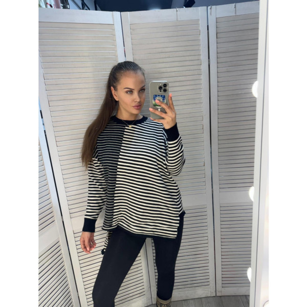 2402* мікс кольорів жіночий светр (6 од., розміри норма-напівбатал: M-XL) видача наступного дня