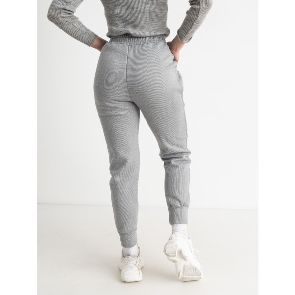 1005-6 сірі жіночі спортивні штани (фліс, 5 од. розміри на бирках: XL. 2XL. 3XL. 4XL. 5XL, відповідають M. L. XL. 2XL. 3XL) видача наступного дня