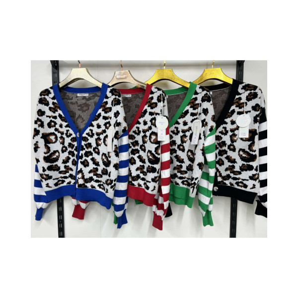 11699 # УТОЧНЯЙТЕ КОЛІР ПІД ЧАС ЗАМОВЛЕННЯ жіноча кофта (кашемір, 5 од. універсальний напівбатальний розмір: 46-48) видача наступного дня