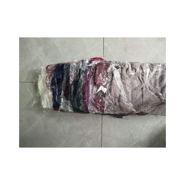 0535 * мікс кольорів жіночий светр (альпаки, 10 од., розміри напівтабал: 48-54) видача наступного дня