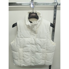 25801-10# біла жіноча жилетка на синтепоні (5 од, розміри норма: 42-50) видача наступного дня Жилетка
