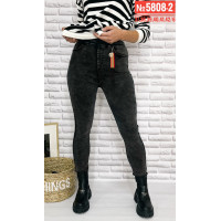 ЖІНОЧІ ДЖЕГІНСИ З БРЕЛКОМ БАТАЛЬНІ РОЗМІРИ 37,38,39,40,41,42,