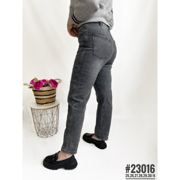 Джинси жіночі mom fit розмірний ряд 25,26,27,28,29,30