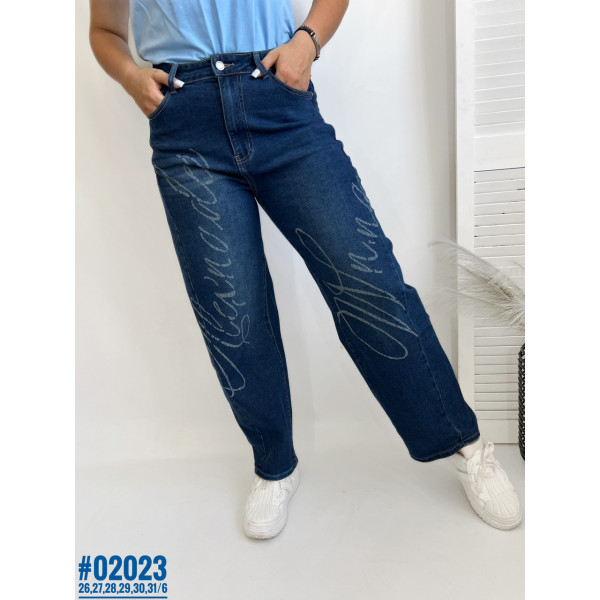 Жіночі джинси баггі з написом розмірний ряд 26,27,28,29,30,31