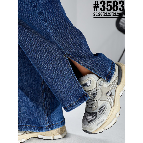 Джинси труби з розрізами розмірний ряд 25-1,26-2,27-2,28-1