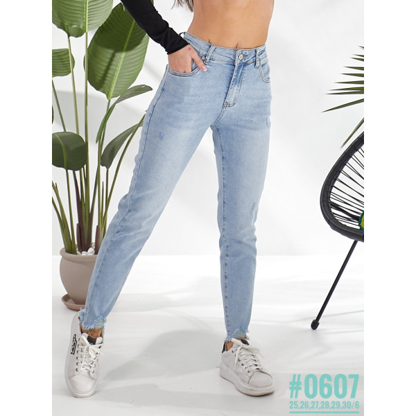 Жіночі MOM jeans розмірний ряд 25,26,27,28,29,30