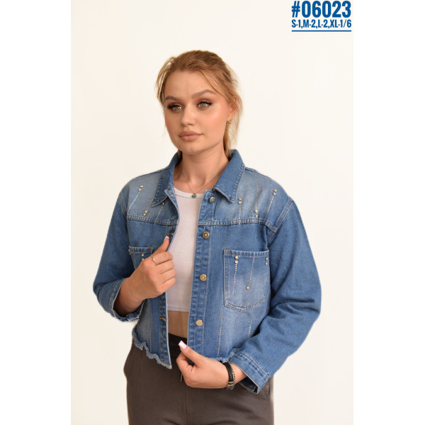 Укорочена джинсова куртка розмірний ряд S-1,M-2,L-2,XL-1
