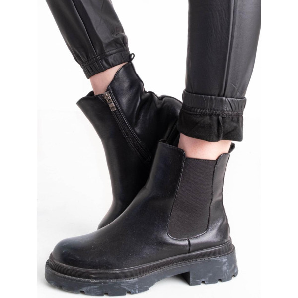 ЖІНОЧІ ДЖОГЕРИ CLOVER З ЄКОШКІРИ НА БАЙЦІ