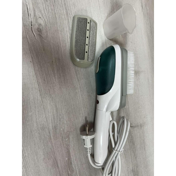 Відпарювач для одягу