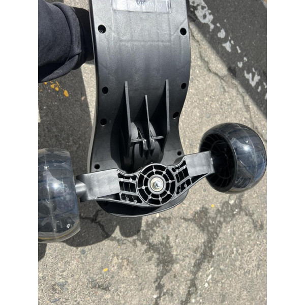 Дитячий триколісний самокат X2 складаний з підсклянником