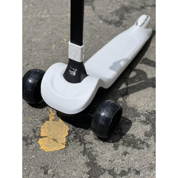 Дитячий триколісний самокат X2 складаний з підсклянником