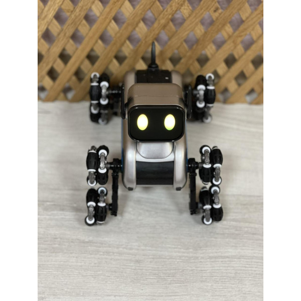 Восьмиколісний трюковий собака робот на радіокеруванні