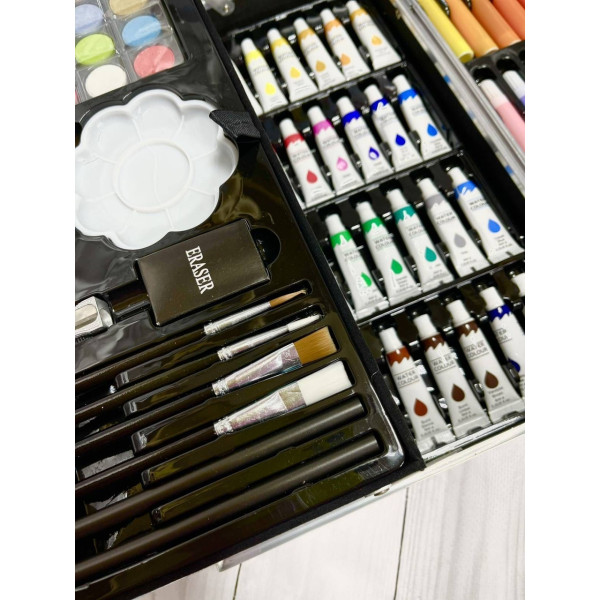 Художественный набор для рисования 145 предметов в алюминиевом чемоданчике