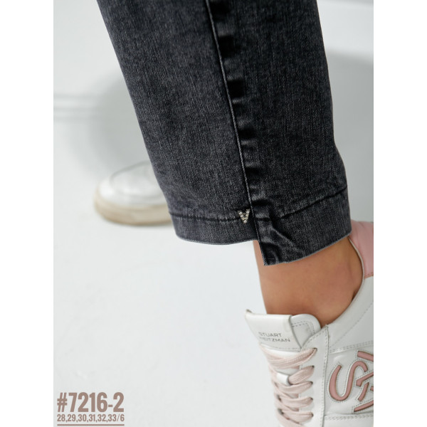 ДЖЕГІНСИ СТРЕЙЧЕВІ розмірний ряд  28,29,30,31,32,33