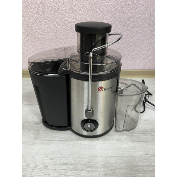 Соковитискач Domotec MS 5220