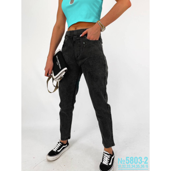 ЖІНОЧІ ДЖЕГІНСИ З БРЕЛКОМ БАТАЛЬНІ РОЗМІРИ 31,32,33,34,35,36