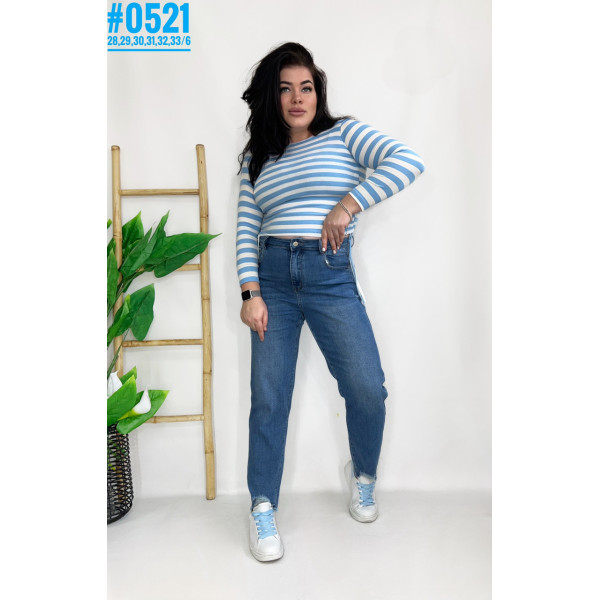 Жіночі джинси Mom Jeans з рваним низом розмірний ряд 28,29,30,31,32,33