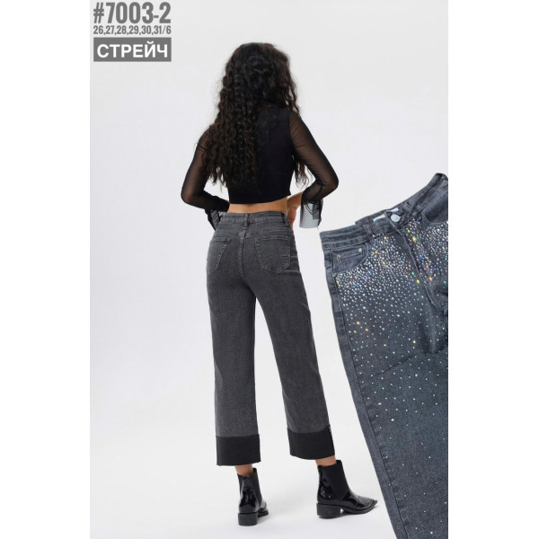 Жіночі стрейчеві джинси 7/8 зі стразами розмірний ряд 26,27,28,29,30,31