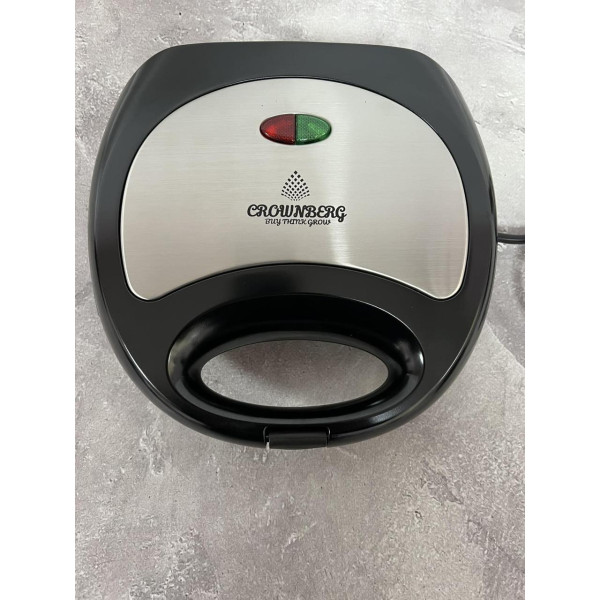 Сендвічниця бутербродниця 4 відділення з антипригарним покриттям Crownberg CB-1069 Чорна