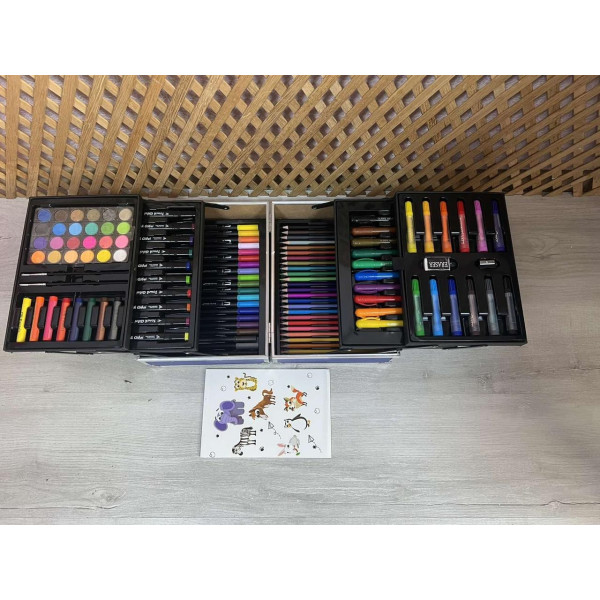 Набір для малювання 133 предметів в алюмінієвій валізі дитячий набір для творчості "Астронавт"