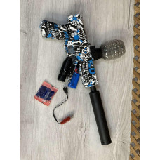 Водяний пістолет із гідрогелевими кульками