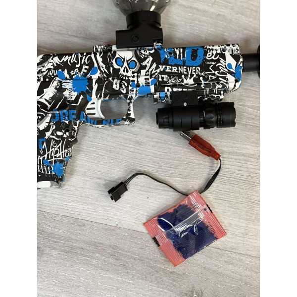 Водяний пістолет із гідрогелевими кульками