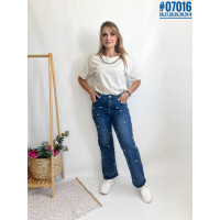 Жіночі джинси зі стразами та штучними перлинами розмірний ряд 26,27,28,29,30,31