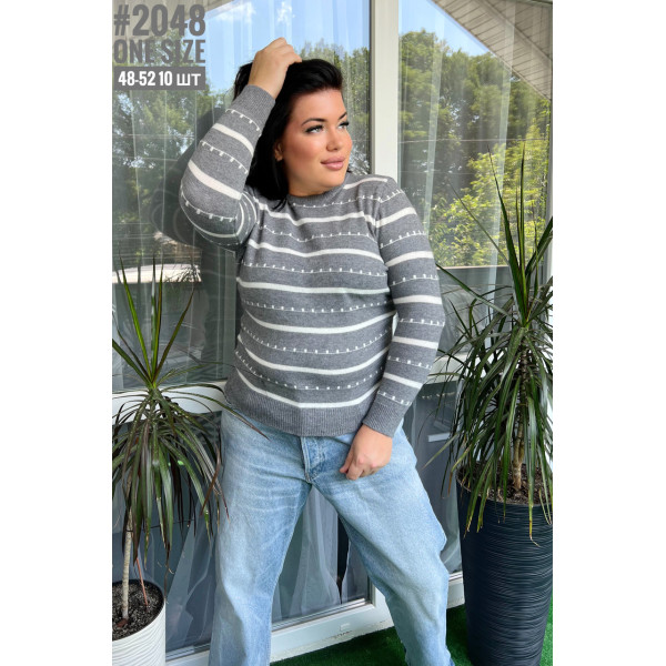 Жіночий светр з орнаментом в універсальному розмірі 46-52