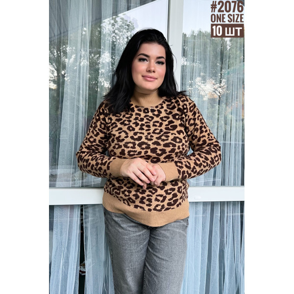 Жіночий светр с коміром стійка універсального розміру 48-54